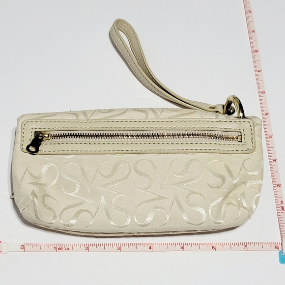 NWOT Ivory Brocade Wristlet Clutch - Picture 4 of 6